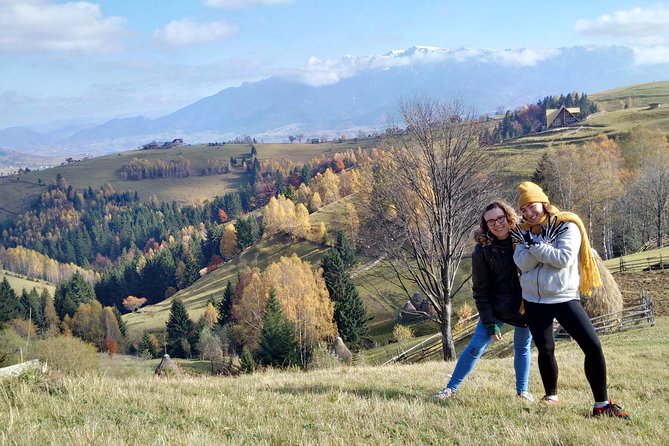 4-Day Carpathian Trek: Bucegi Mountains and Piatra Craiului National Park - How the guide and transport shape the experience