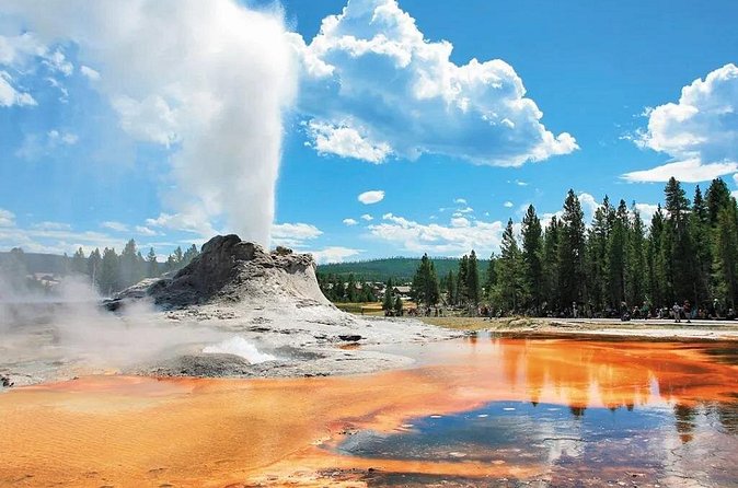 4-Day Salt Lake City, Grand Teton, Yellowstone National Park Tour - Who will enjoy this tour most?