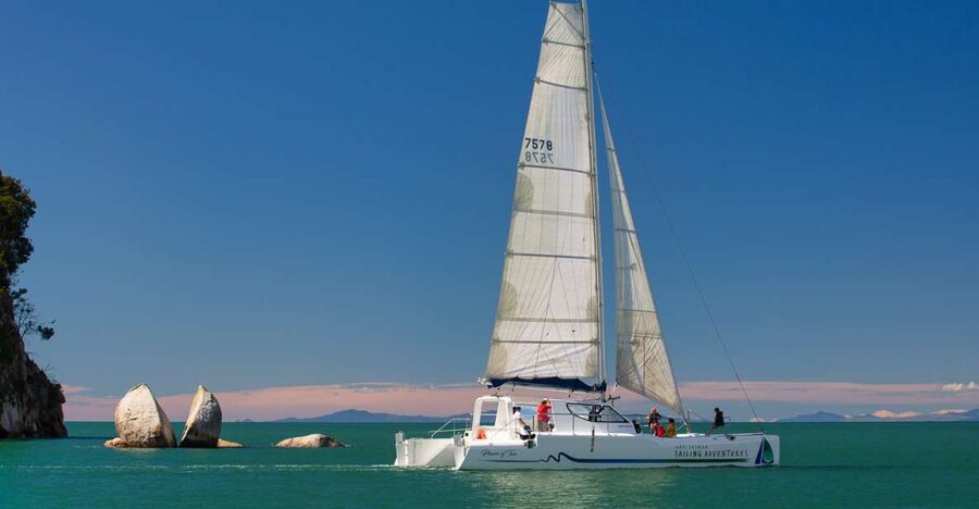 Abel Tasman National Park: Day Sailing Adventure with Lunch - Why seeing Abel Tasman by sailboat makes sense