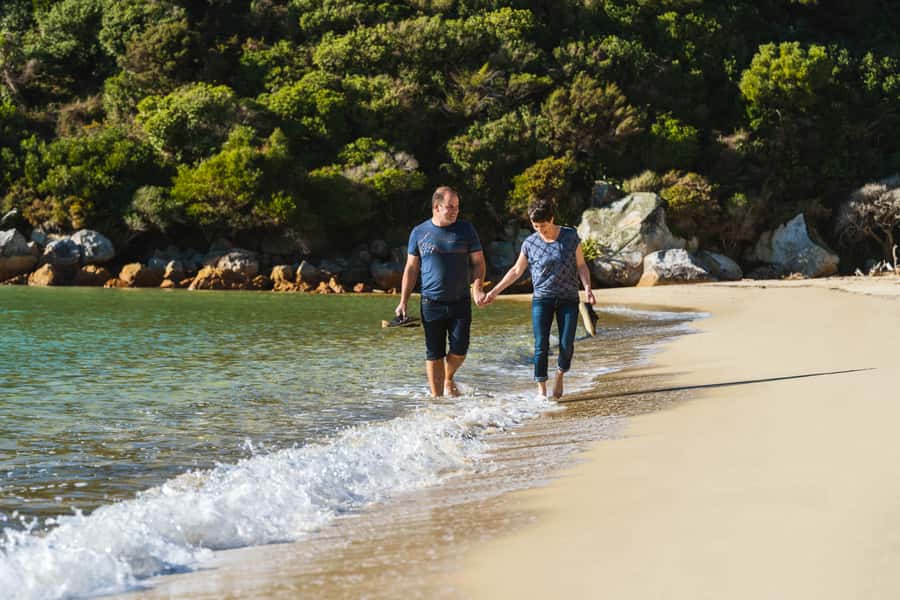 Abel Tasman National Park: Helicopter Flight with landing - What the $2,067 group price really buys