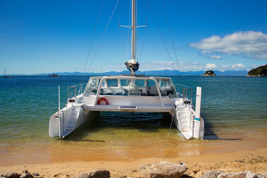 Abel Tasman National Park: Sailing and Self-Guided Walk - Starting in Marahau and reaching Kaiteriteri