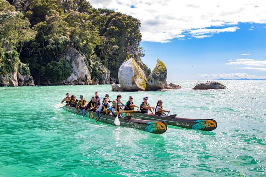 Abel Tasman National Park: Waka & Walk Tour - Why the waka gives this Abel Tasman trip its character