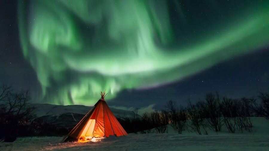 Abisko: National Park Northern Lights Photo Tour - Three ways to chase the lights