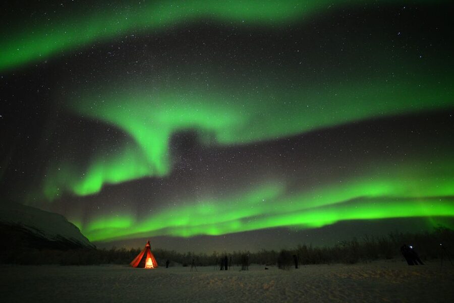 Abisko: National Park Northern Lights Photo Tour - Learning to use the DSLR without feeling lost