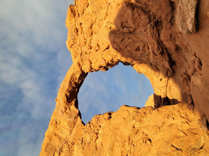 Afternoon Arches National Park 4x4 Tour - Delicate Arch Viewpoint without the full Delicate Arch hike
