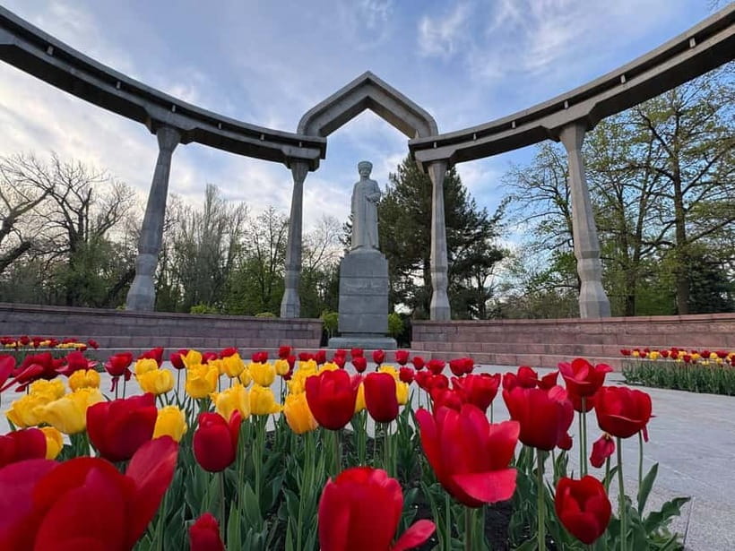 Ala-Archa National Park & Bishkek Top Attractions (One-Day) - Guide languages, group size, and the day’s tone