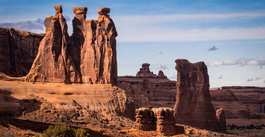 Arches National Park: Half-Day Backcountry Off-Road Tour - Leaving Moab for Arches National Park