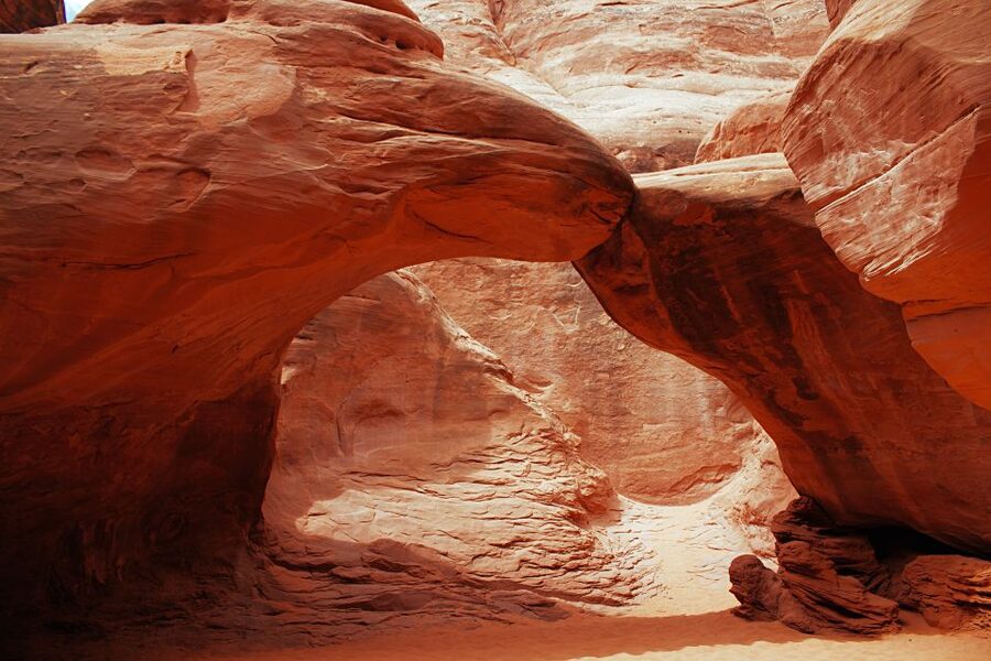 Arches National Park: Half-Day Backcountry Off-Road Tour - Marching Men and the art of looking closely