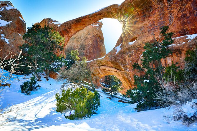 Arches National Park Self-Guided Driving Audio Tour - Three Penguins and Moab Fault