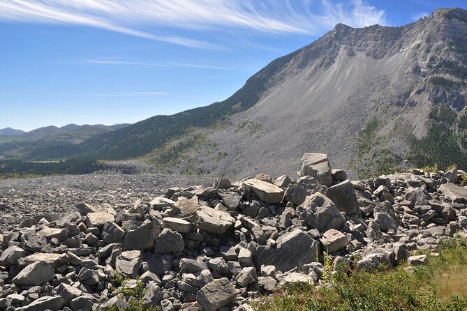 Audio Tour for Self-Guided Drives in Waterton National Park - Frank Slide puts the mountains in perspective