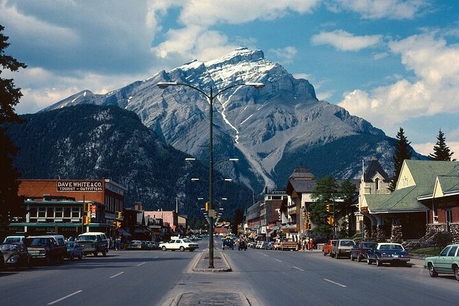 Banff, Lake Louise & Yoho National Parks 2-Day Tour - Johnston Canyon: the longest walk on day one