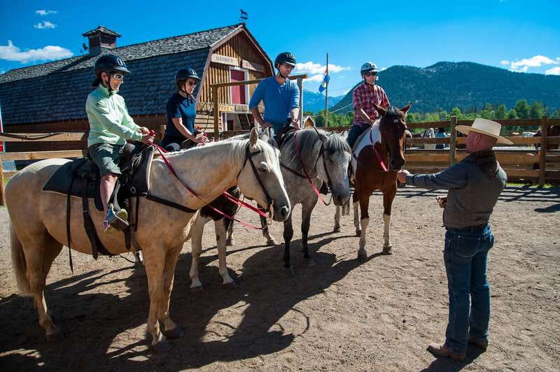 Banff National Park: 2-Hour Sundance Loop Horseback Ride - Guides, horses, and the human side of the ride