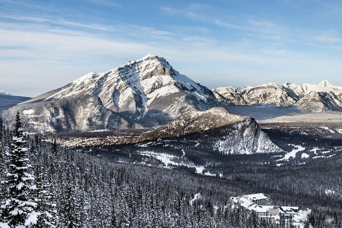 Banff National Park & Lake Louise FULL DAY PRIVATE TOUR - Optional Lake Minnewanka and Two Jack Lake