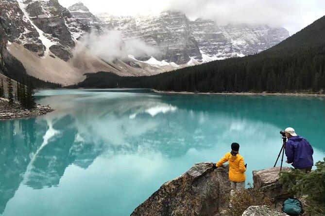 Banff National Park Moraine Lake and Lake Louise Explorer Tour - Two famous lakes without the parking battle