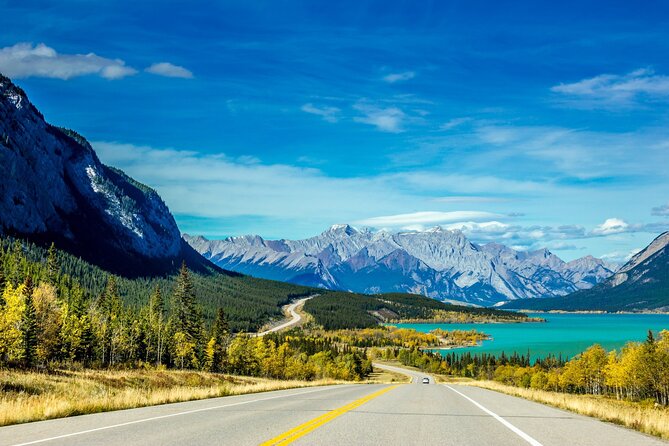Banff National Park Moraine Lake and Lake Louise Explorer Tour - Timing, value, and who should book