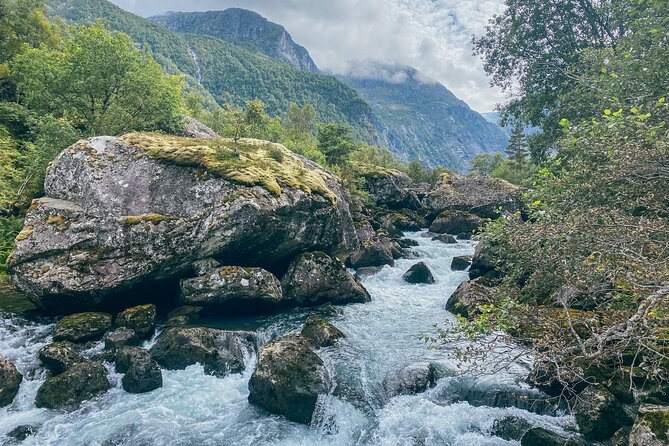 Bergen Day Tour to National Park Folgefonna and Glacier Lake - The return route and a final western Norway view