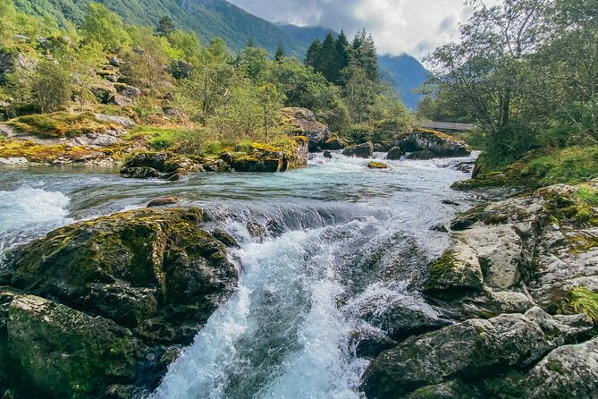 Bergen Day Tour to National Park Folgefonna and Glacier Lake - Weather, walking, and what to pack