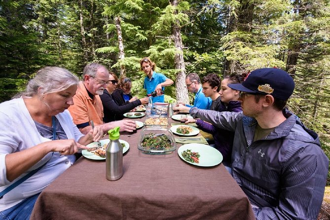 Best of Mount Rainier National Park from Seattle: All-Inclusive Small-Group Tour - Lunch, snacks, and the practical comforts