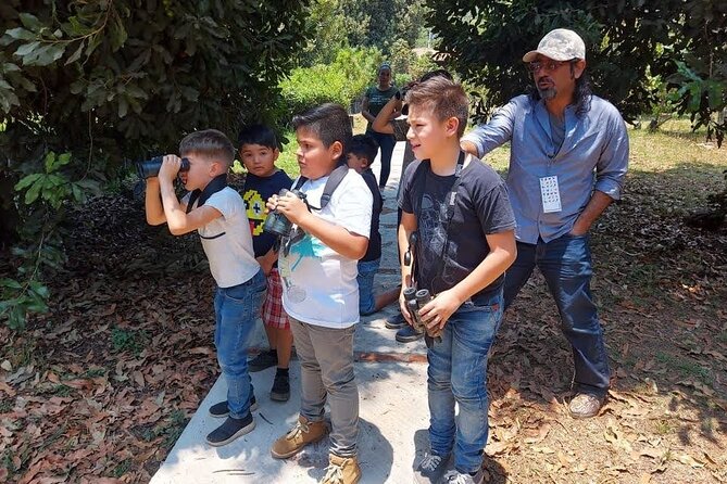 Bird Observation in the National Park of Uruapan. - Why the private format matters