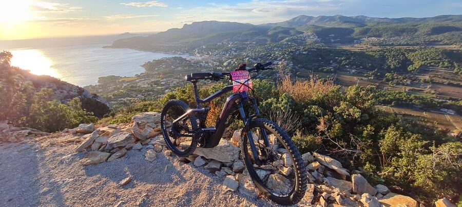 Calanques National Park: E-Mountain Bike with Virtual Guide - Cap Canaille gives the ride a second great target