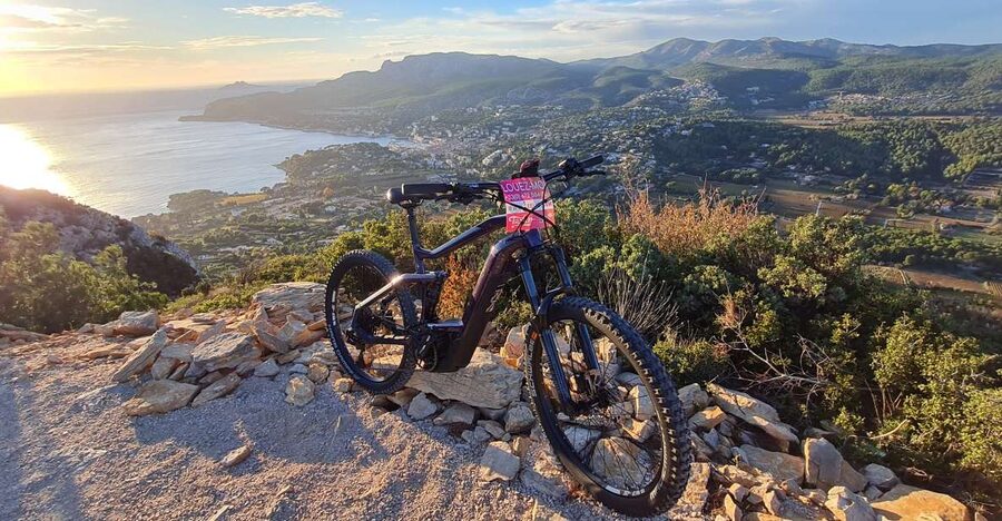 Calanques National Park: E-Mountain Bike with Virtual Guide - Equipment and riding comfort