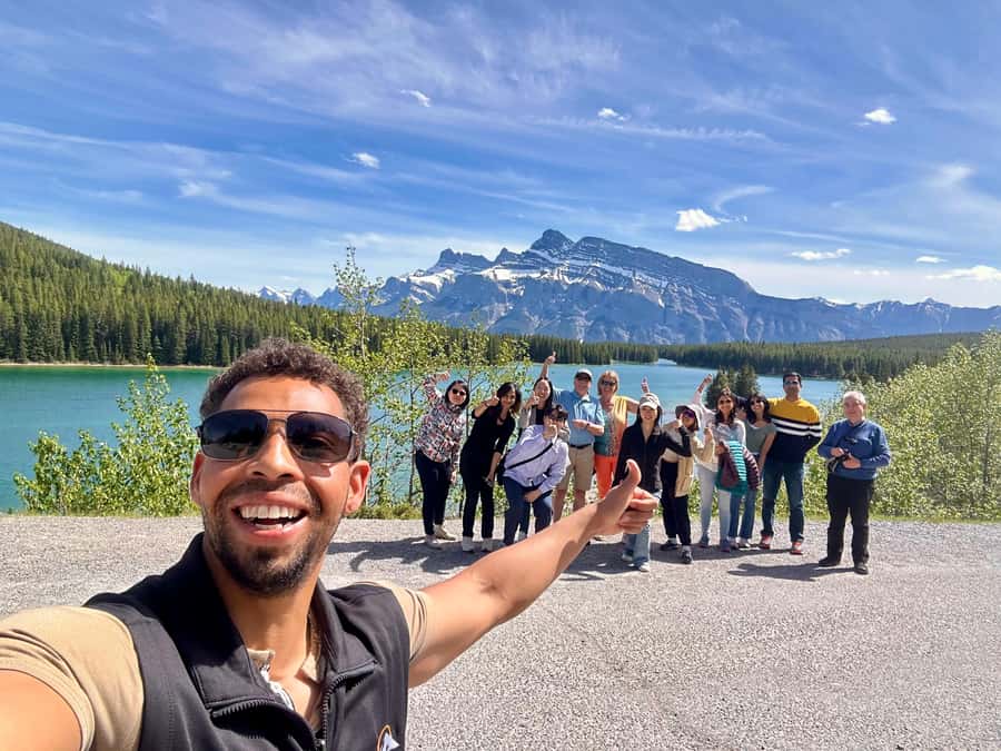 Calgary/Canmore: Banff National Park & Lake Louise Day Trip - Banff Town Gives You Two Hours to Reset