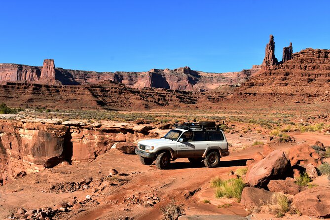 Canyonlands National Park White Rim Trail by 4WD - The White Rim Road, where the scenery keeps changing