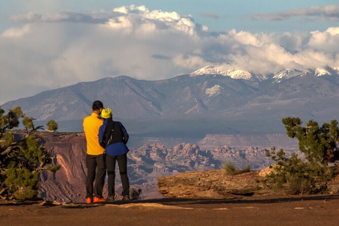 Canyonlands National Park White Rim Trail by 4WD - Gooseneck Overlook and Lathrop Canyon