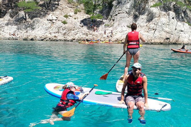 Cassis: Stand UP paddle in the creeks national park - Starting at Port Miou, the right place for first-timers