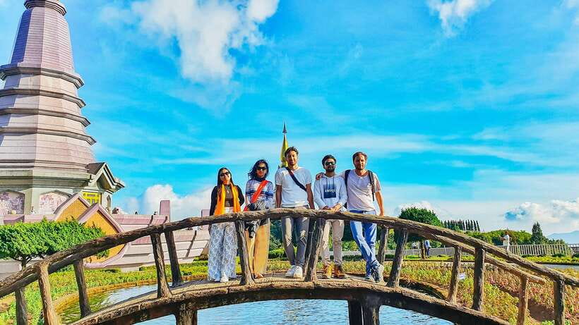 Chiang Mai: Doi Inthanon National Park Eco-Friendly Tour - Twin Pagodas and wide mountain views