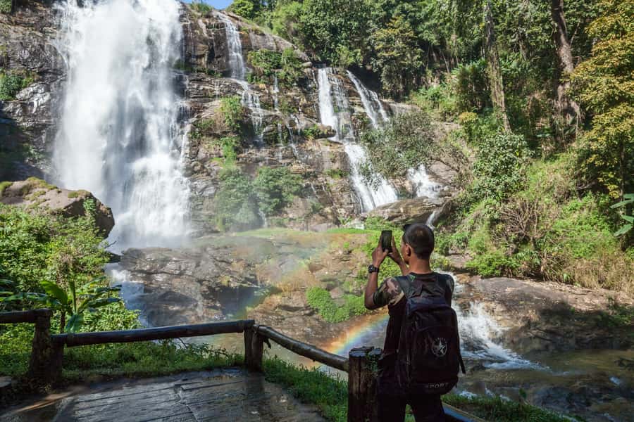 Chiang Mai: Doi Inthanon National Park with Ticket & Lunch - Hmong market and mountain produce