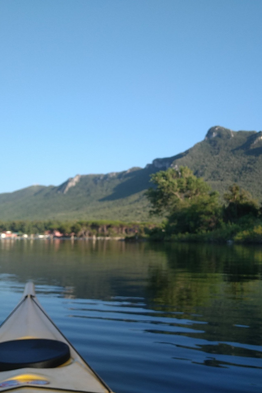 Circeo National Park:Guided kayak tour on the Lake Sabaudia - The guide makes a real difference