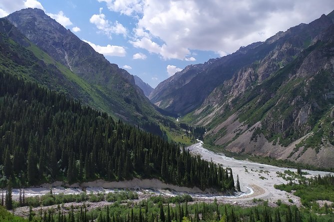Day trip to Ala-Archa national park - What you do at the gorge