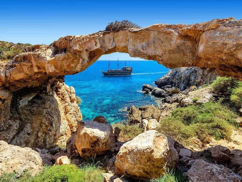 East Coast National Park: Half-Day Caves Jeep Safari - From hotel pickup to the Cape Greko coast