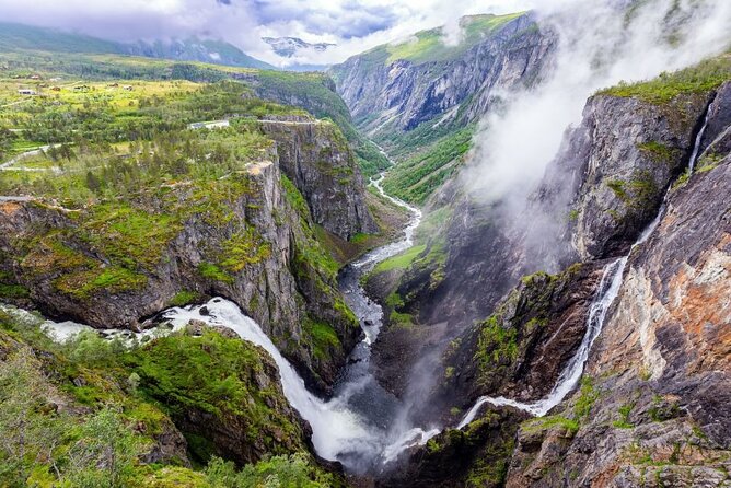 Eidfjord Guided tour Vøringfossen Waterfall & National Park - Fossli Hotel and a taste of old mountain tourism