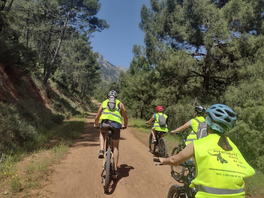 Electric mountain bike in Sierra de las Nieves national park - Timing, clothing, and practical details