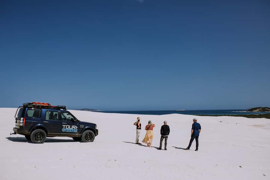 Esperance: Cape Le Grand National Park 4x4 Beach Adventure - The 50-degree climb at Wylie Rock