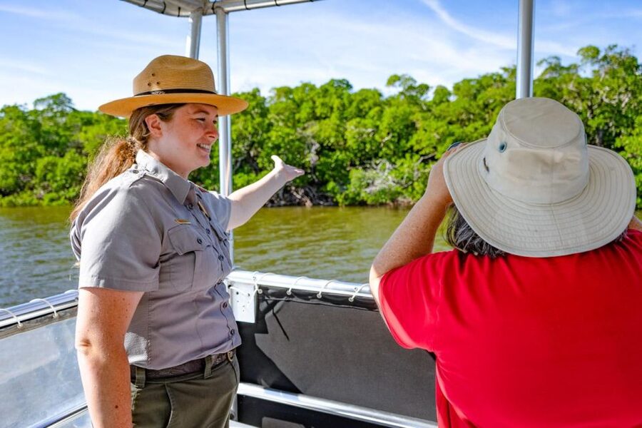 Everglades National Park: Pontoon Boat Tour & Boardwalk - A 90-minute ride through the Ten Thousand Islands