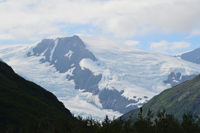 Exquisite Wildlife & Wilderness Photo Tour Anchorage -Whittier - Portage Lake, glaciers, and the Anton Memorial Tunnel