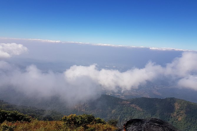 Fantastic! Famous Doi Inthanon National park tour with 2hr trekking - Wachirathan Falls and the practical value of a raincoat