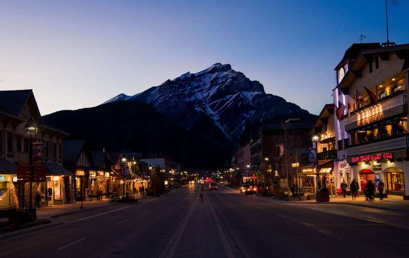 From Banff/Canmore: Deep 1 Day Tour in Banff National Park - Key points to know before booking