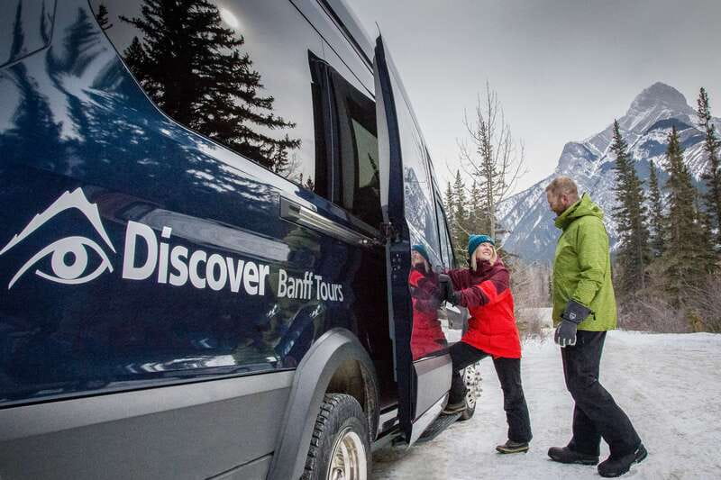From Banff: Snowshoeing Tour in Kootenay National Park - Stories of Indigenous people and fur traders
