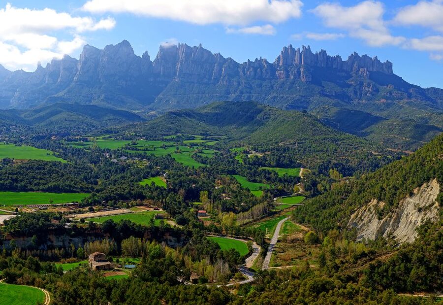 From Barcelona: Horseback Tour in Montserrat National Park - Forty-five minutes for the market and a break