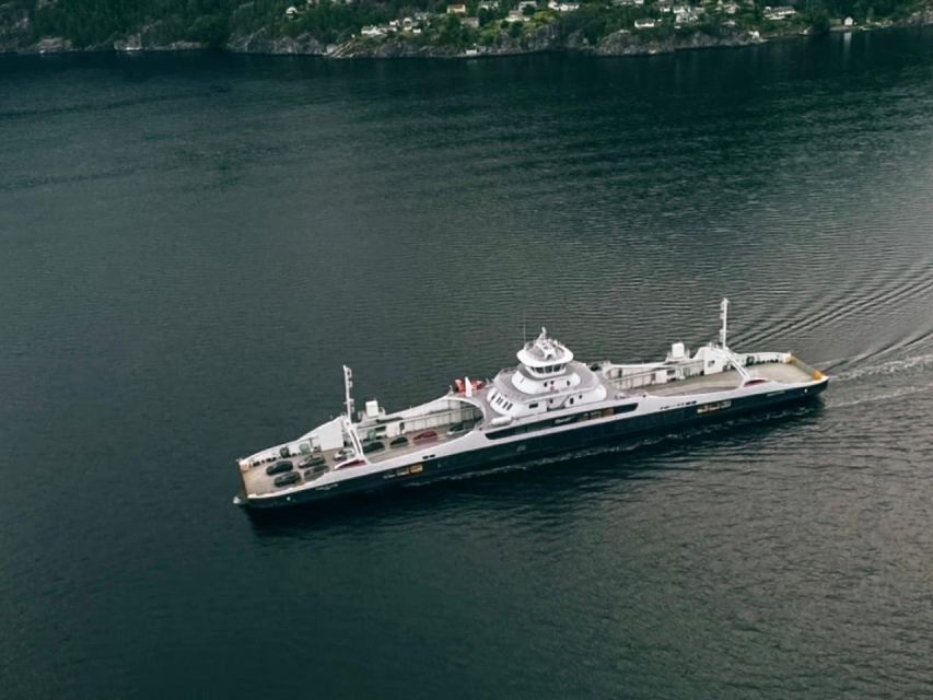 From Bergen: Folgefonna National Park & Glacier Lake Tour - Return through fjord country