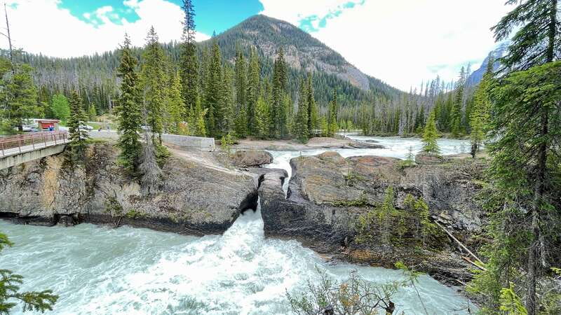 From Calgary: Banff & Yoho National Parks Private Day Tour - Is $748 good value?