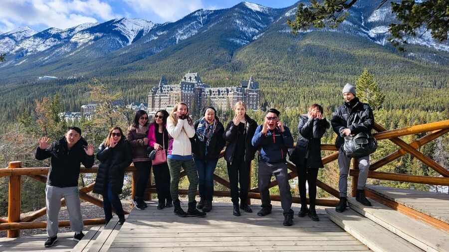 From Calgary/Canmore: Banff National Park Premium Day Trip - Canmore and the first mountain views