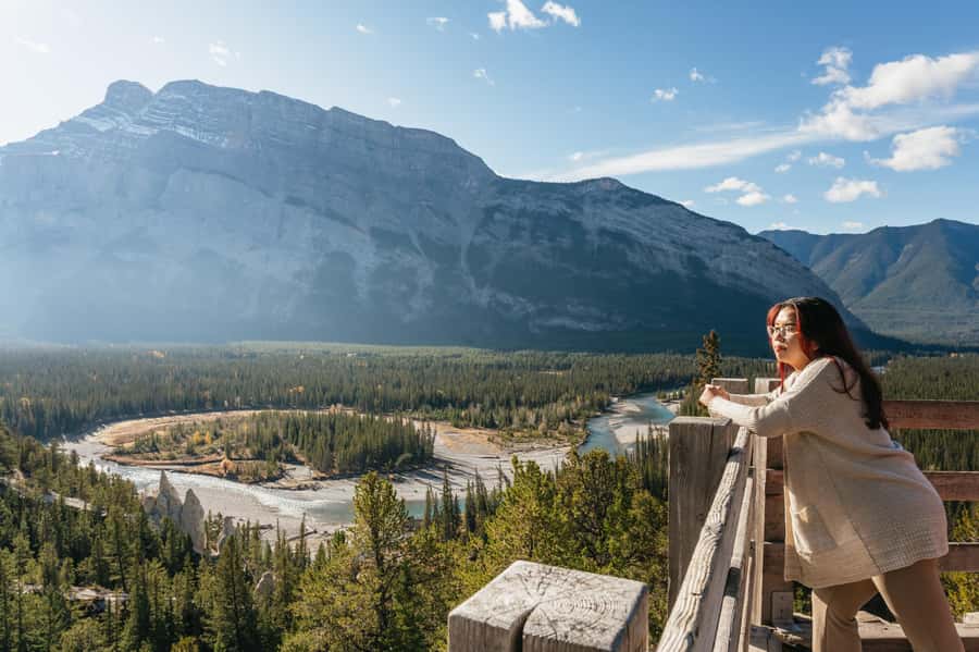 From Calgary: Private Banff National Park Day Trip - Guides, communication, and personal service