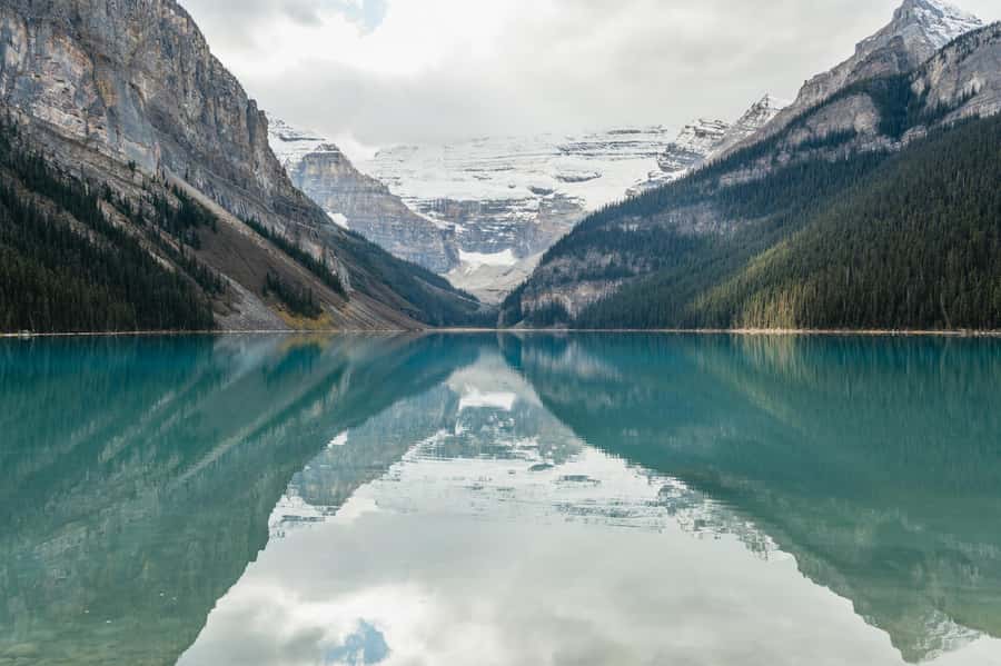 From Calgary: Private Banff National Park Day Trip - Banff town, Bow Falls, and Surprise Corner