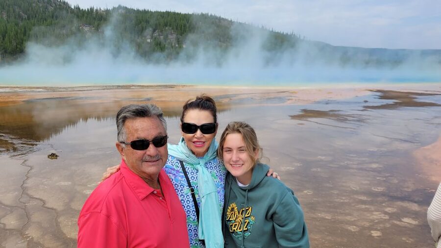From Cody: Full-Day Yellowstone National Park Tour - Dragon’s Mouth Springs, Mud Volcano, and Hayden Valley