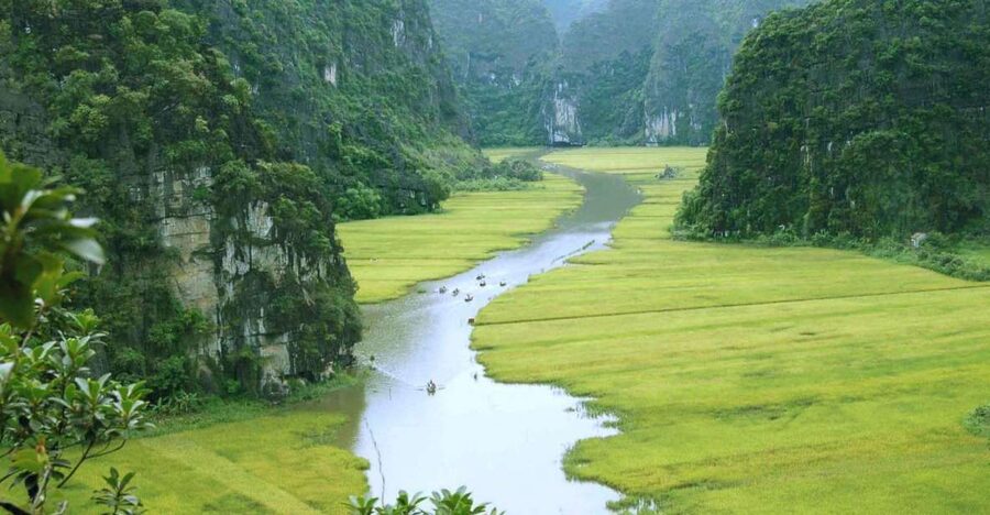 From Hanoi: Ninh Binh & Cuc Phuong National Park 2-Day Tour - Why this two-day route works from Hanoi